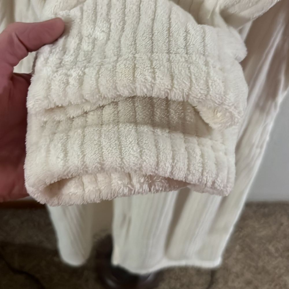 Women’s robe - Picture 2 of 4